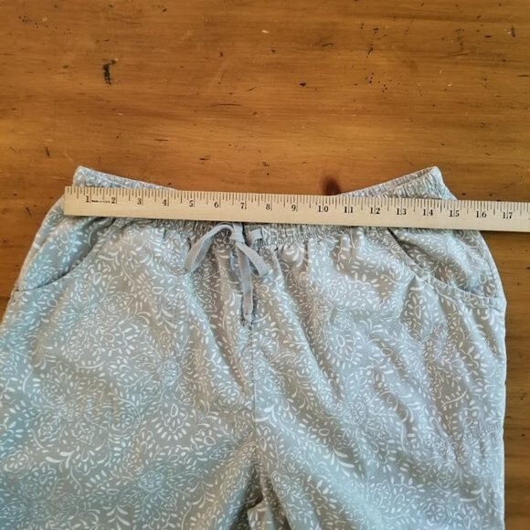 Fresh Produce Boho 100% Cotton Capri Pants Sage Green Floral Print, Size L - Picture 9 of 14
